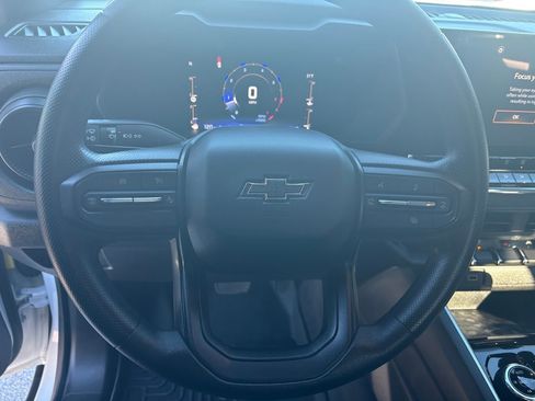 Used 2023 Chevrolet Colorado Trail Boss w/ Technology Package image 8