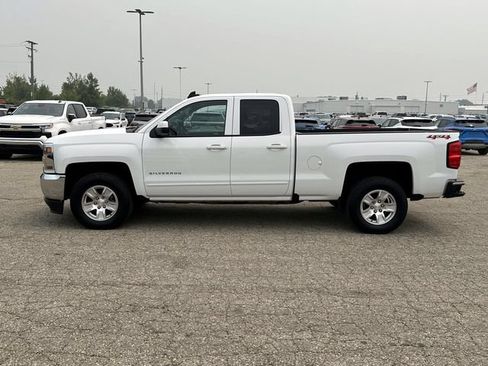Used 2018 Chevrolet Silverado 1500 LT AWD/4WD image 2