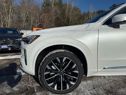 New 2026 Volvo XC90 B6 Ultra w/ Protection Package AWD/4WD image 17