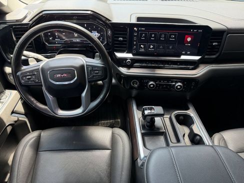 Used 2023 GMC Sierra 1500 SLT w/ SLT Premium Package AWD/4WD image 30