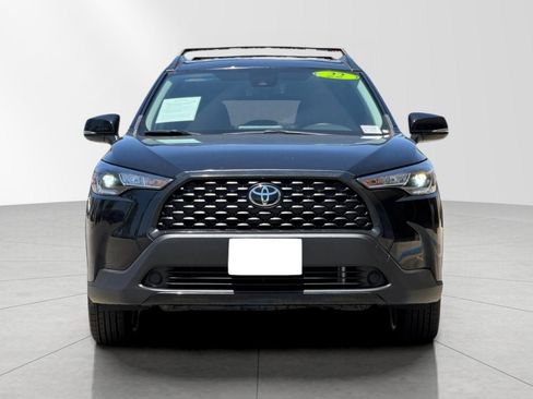 Used 2022 Toyota Corolla Cross LE w/ Moonroof Package AWD/4WD image 8