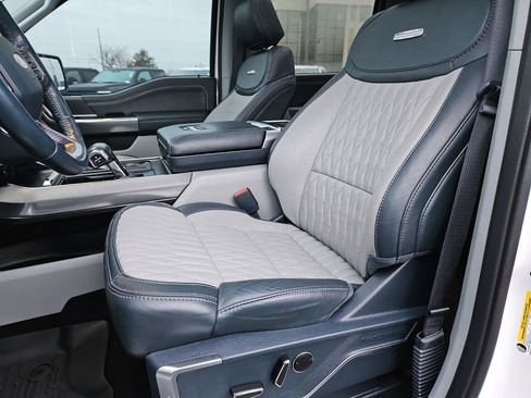 Used 2023 Ford F150 Limited image 18