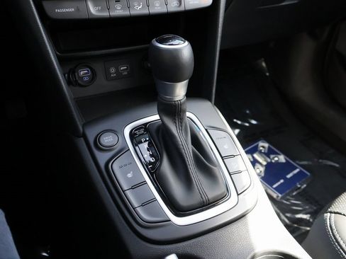 Used 2019 Hyundai Kona Limited image 37