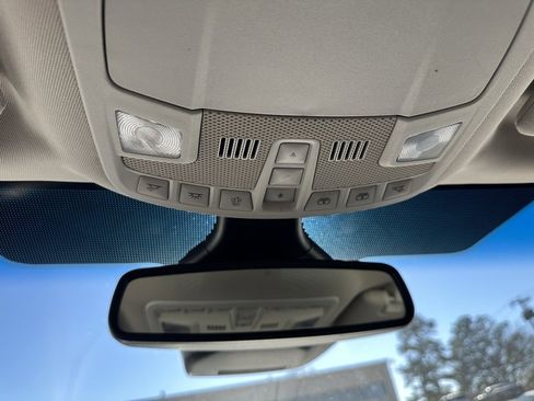 Used 2019 Ford Edge Titanium w/ Equipment Group 301A image 34