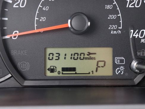 Used 2024 Mitsubishi Mirage ES image 24