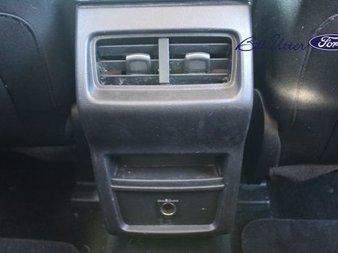 Used 2018 Ford Edge SEL image 15