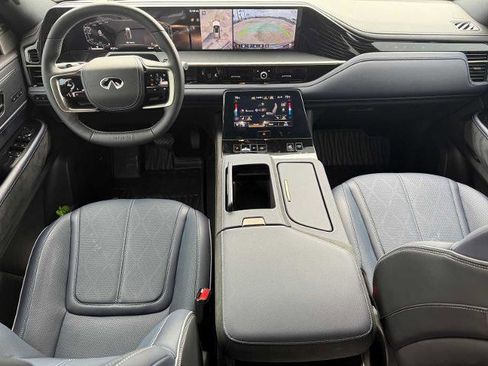 Certified 2026 INFINITI QX80 4WD w/ Sport Exterior Package image 24