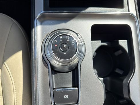 Used 2022 Ford Edge SEL w/ Convenience Package image 22