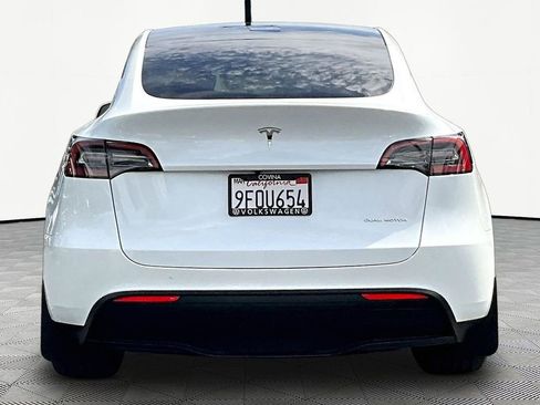 Used 2023 Tesla Model Y Long Range AWD/4WD image 5