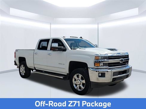 Used 2019 Chevrolet Silverado 2500 LTZ w/ Duramax Plus Package AWD/4WD image 9