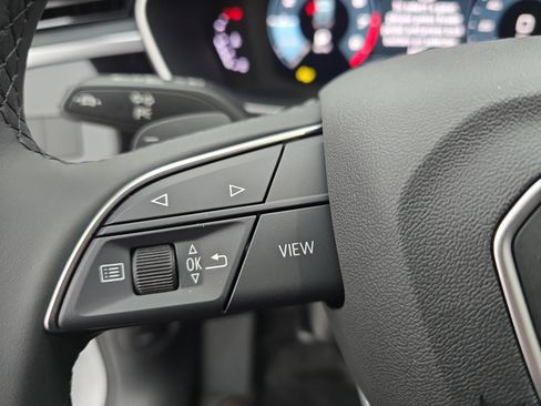 New 2025 Audi Q3 2.0T Premium image 17