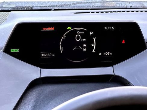 Used 2025 Toyota Prius LE image 24