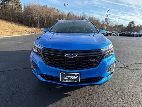 Used 2024 Chevrolet Equinox RS w/ LPO, Floor Liner Package image 2