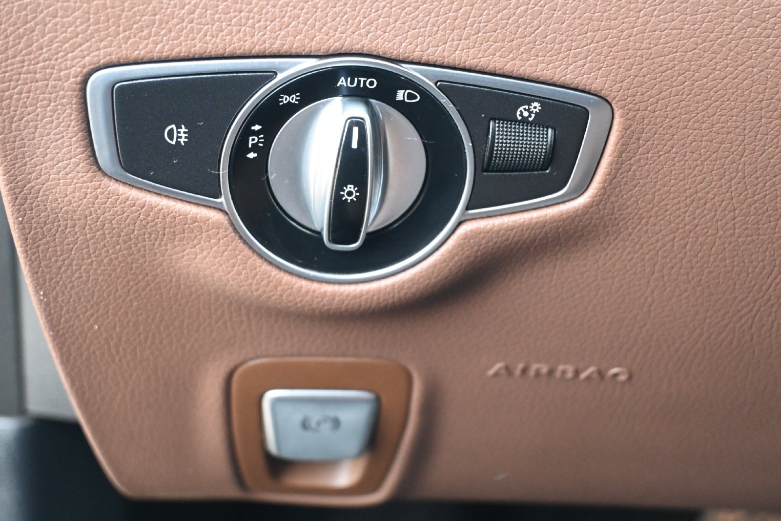 Used 2021 Mercedes-Benz E 350 Sedan image 12