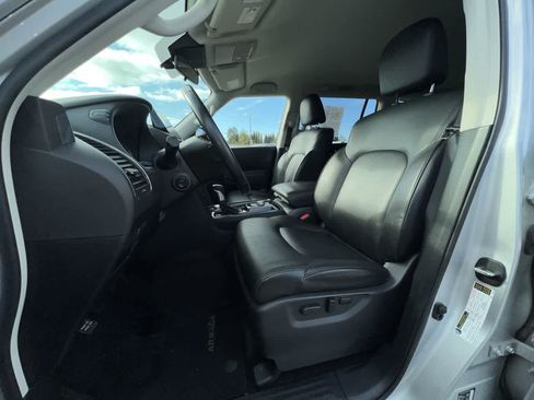 Used 2021 Nissan Armada SV AWD/4WD image 11