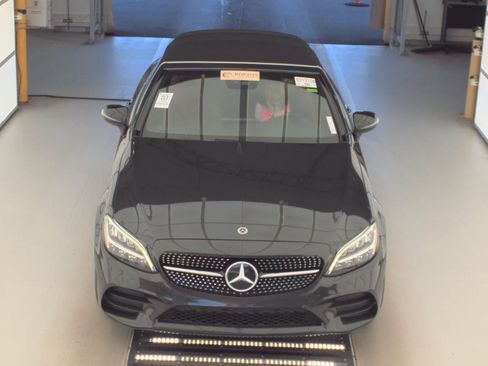Used 2022 Mercedes-Benz C 300 Cabriolet image 2