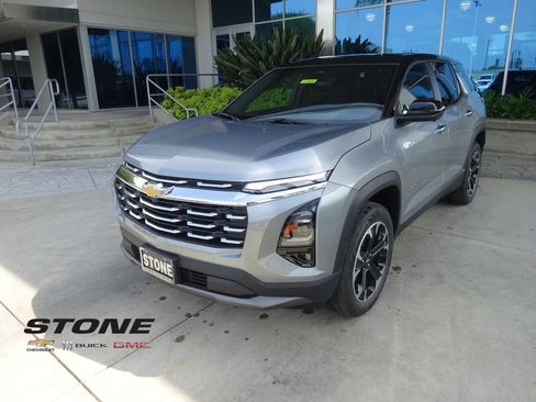 New 2026 Chevrolet Equinox LT w/ Safety and Technology Package FWD image 3