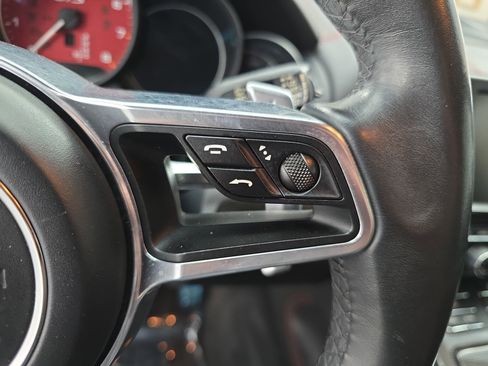 Used 2016 Porsche Cayenne GTS image 18