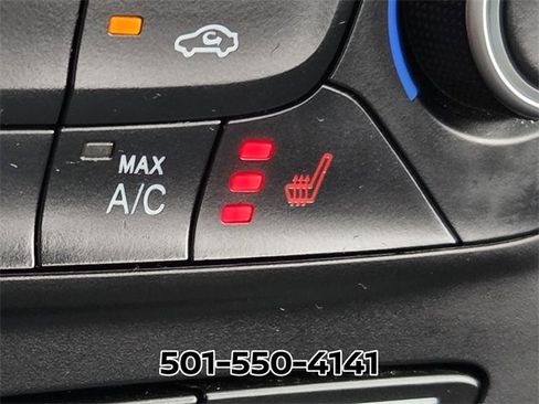 Used 2019 Ford Escape SE image 25