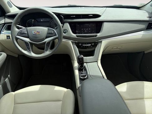Certified 2024 Cadillac XT5 Premium Luxury w/ LPO, Floor Liner Package AWD/4WD image 10