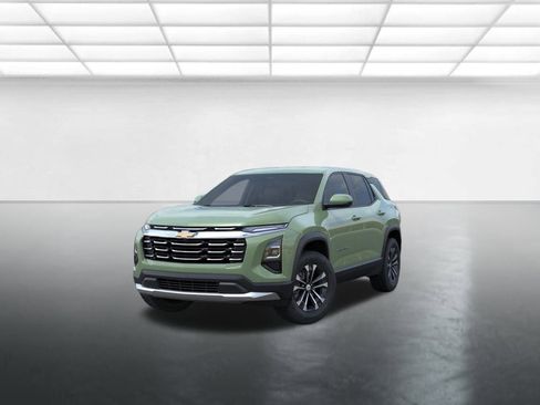 New 2026 Chevrolet Equinox LT image 8