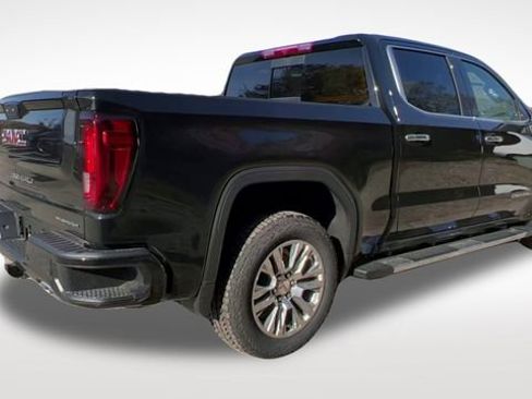Used 2022 GMC Sierra 1500 Denali image 8