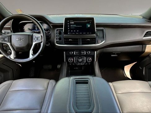 Used 2024 Chevrolet Tahoe Z71 w/ Z71 Off-Road Package AWD/4WD image 15
