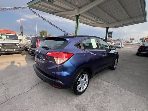 Used 2016 Honda HR-V LX image 6
