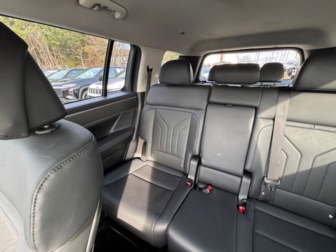 Used 2025 Hyundai Santa Fe SEL image 39