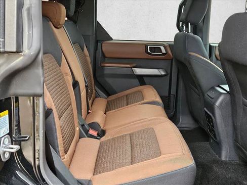 Used 2022 Ford Bronco Outer Banks AWD/4WD image 15