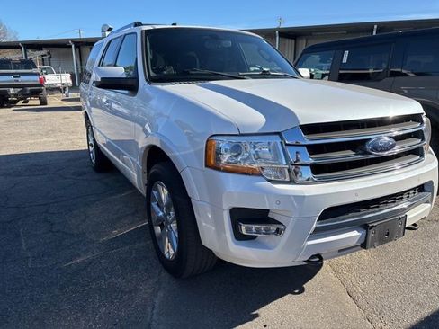 Used 2017 Ford Expedition Limited w/ Equipment Group 301A image 3