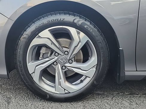 Used 2018 Honda Accord EX image 28
