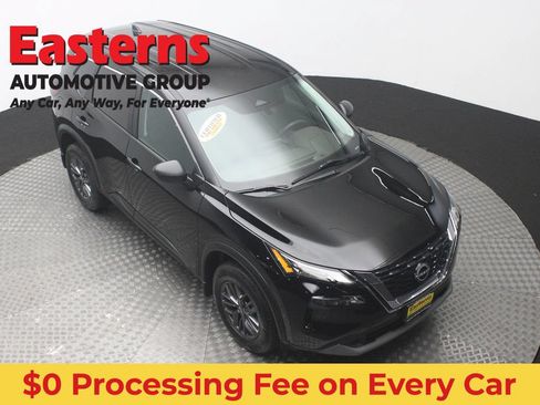 Used 2023 Nissan Rogue S AWD/4WD image 3