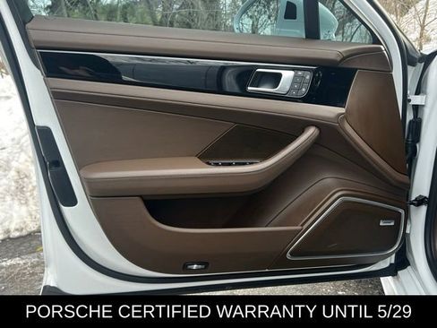 Used 2023 Porsche Panamera 4 image 9