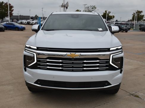 New 2026 Chevrolet Tahoe Premier image 2