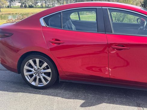 Used 2020 MAZDA MAZDA3 Sedan w/ Select Package image 19