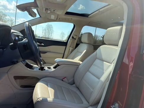 Used 2021 GMC Acadia Denali w/ Denali Ultimate Package image 10