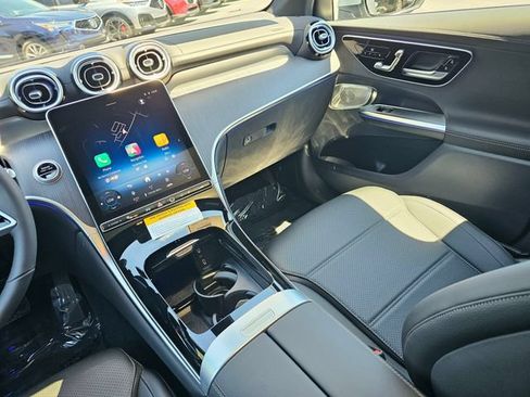 New 2026 Mercedes-Benz GLC 300 4MATIC image 32