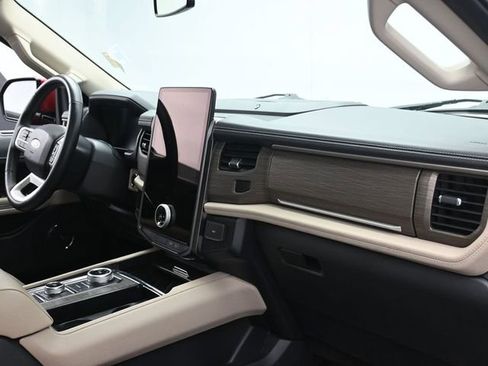 Certified 2022 Ford Expedition Max Limited image 33