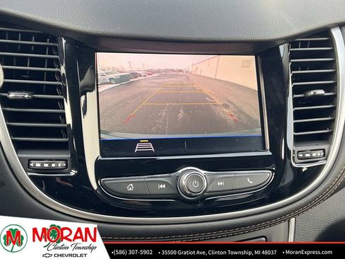 Certified 2022 Chevrolet Trax LT w/ LT Convenience Package image 21