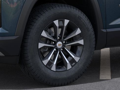 New 2027 Chevrolet Equinox LT FWD image 9