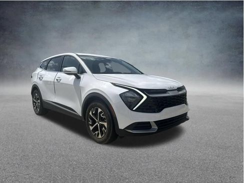 Used 2023 Kia Sportage EX FWD image 6