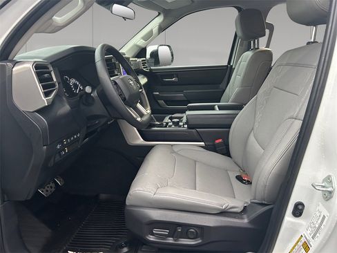 Used 2022 Toyota Tundra SR5 image 10