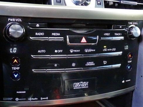 Used 2016 Lexus LX 570 4WD w/ Luxury Package image 37