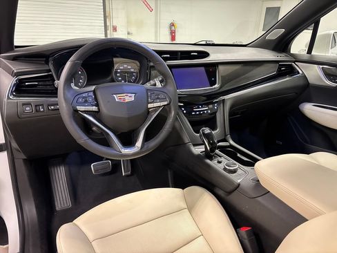 Used 2020 Cadillac XT6 Sport AWD/4WD image 31