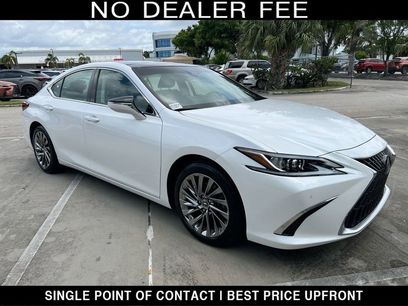 Certified 2024 Lexus ES 350 w/ Technology Package