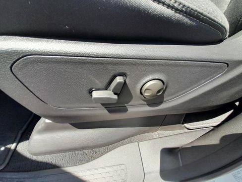 Used 2026 RAM 1500 Big Horn AWD/4WD image 37