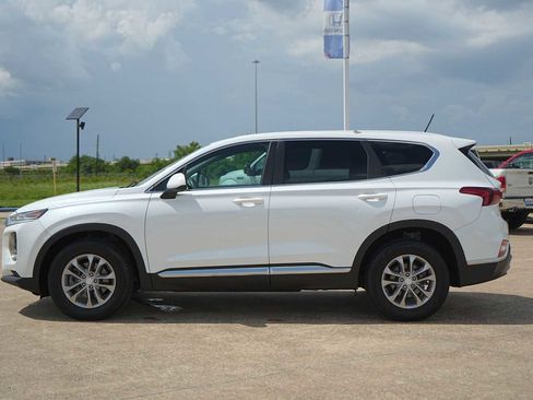 Used 2020 Hyundai Santa Fe SE FWD image 3