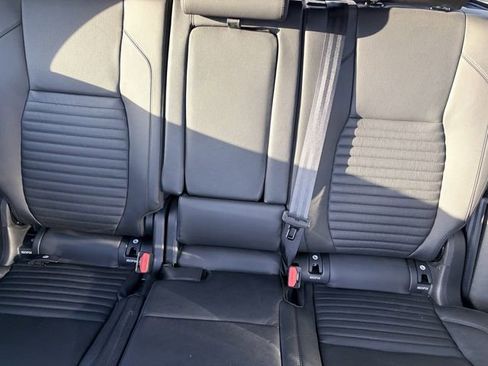 Used 2021 Land Rover Discovery Sport S image 8