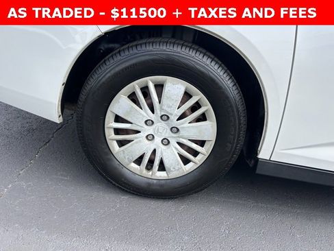 Used 2016 Honda Odyssey LX image 7